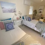 Cosy Haven For Females Only Or Females & Child/Ren
